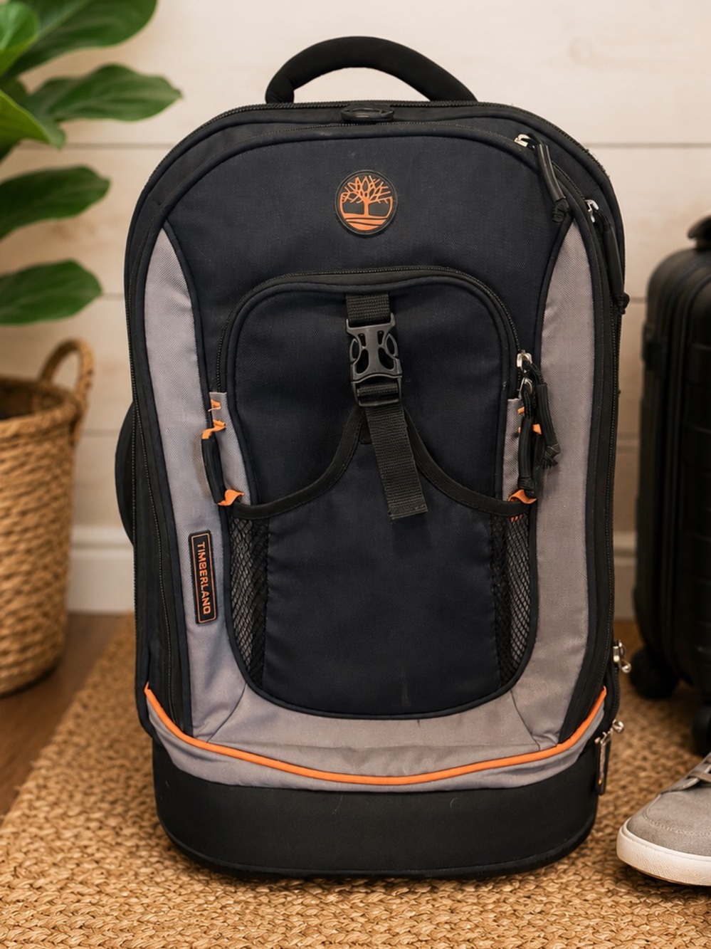 🧳Timberland Navy Gray Orange Rolling Carry-On Travel Luggage Suitcase Bag EUC ✈️
